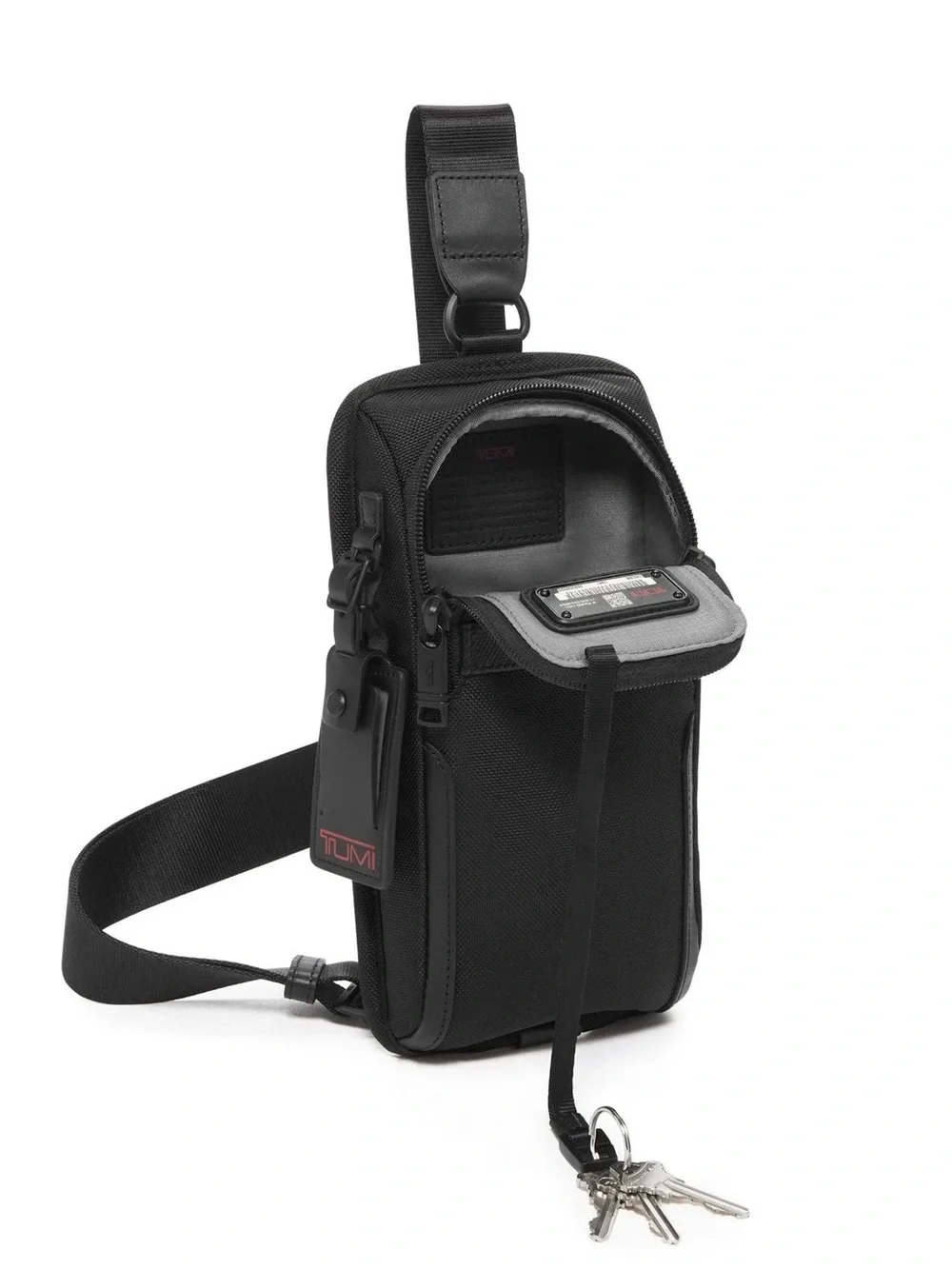 Tumi Alpha 3 Compact Sling Black